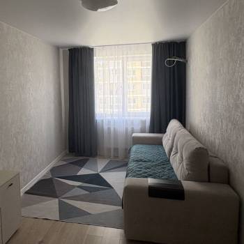 Сдается 1-комнатная квартира, 35 м²