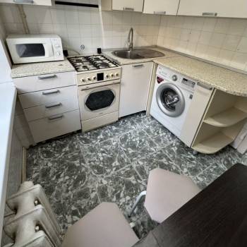 Сдается Многокомнатная квартира, 60 м²