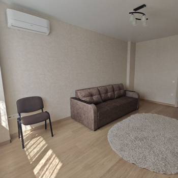 Сдается 1-комнатная квартира, 45 м²