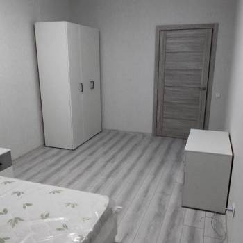 Сдается 1-комнатная квартира, 42 м²