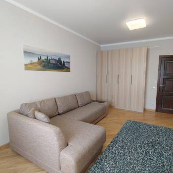 Сдается 1-комнатная квартира, 45 м²