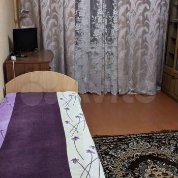 Продается 1-комнатная квартира, 50 м²