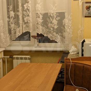 Продается 1-комнатная квартира, 50 м²