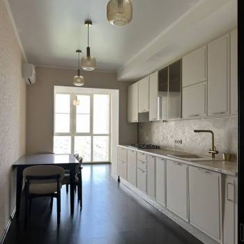 Сдается Многокомнатная квартира, 100 м²