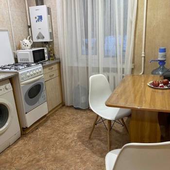Продается 1-комнатная квартира, 43 м²