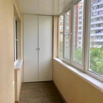Сдается Многокомнатная квартира, 100 м²