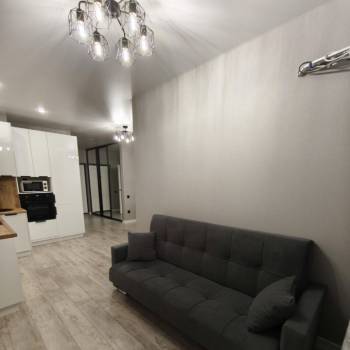 Сдается 1-комнатная квартира, 42 м²