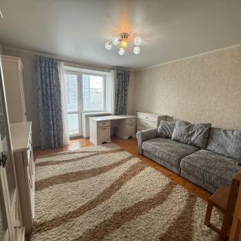 Сдается 1-комнатная квартира, 38 м²