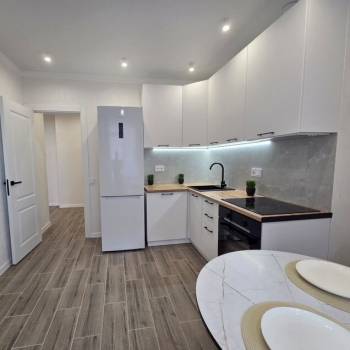 Продается 1-комнатная квартира, 40 м²