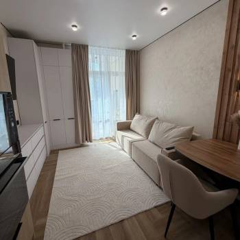 Сдается 1-комнатная квартира, 43 м²