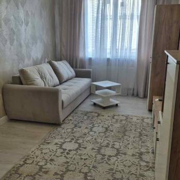 Сдается 1-комнатная квартира, 38 м²