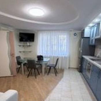 Сдается 2-х комнатная квартира, 90 м²