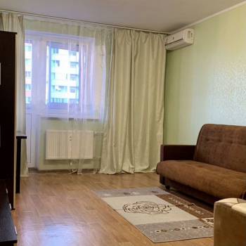 Продается 2-х комнатная квартира, 80 м²