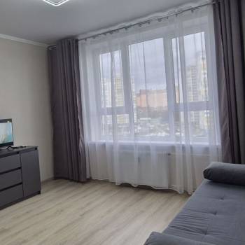 Сдается 1-комнатная квартира, 35 м²