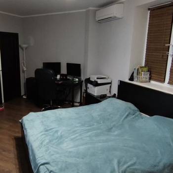 Продается 1-комнатная квартира, 51,4 м²