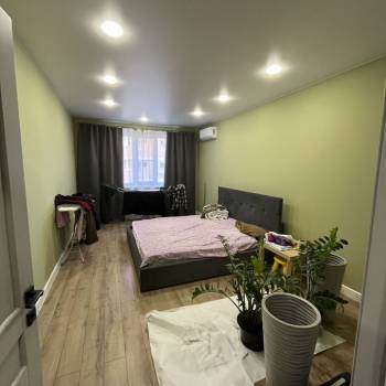 Сдается 1-комнатная квартира, 50 м²