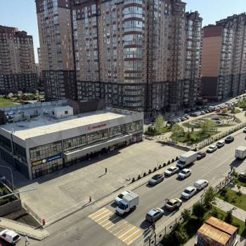Сдается 1-комнатная квартира, 40 м²