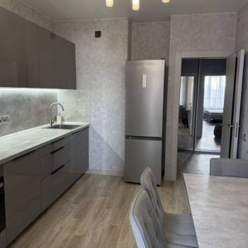 Сдается 1-комнатная квартира, 40 м²