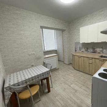 Сдается 1-комнатная квартира, 40,9 м²