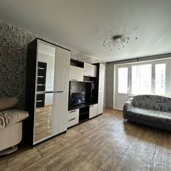 Продается 1-комнатная квартира, 32,9 м²