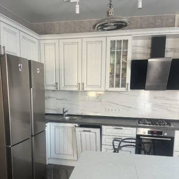 Сдается 2-х комнатная квартира, 83 м²