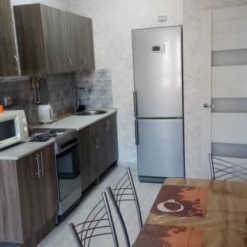 Сдается 1-комнатная квартира, 49 м²