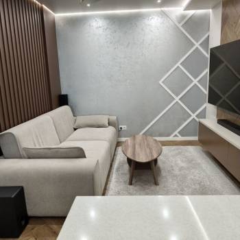 Продается 1-комнатная квартира, 44 м²