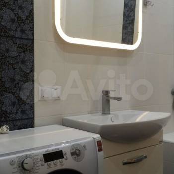 Сдается 1-комнатная квартира, 49 м²