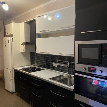 Сдается 1-комнатная квартира, 70 м²