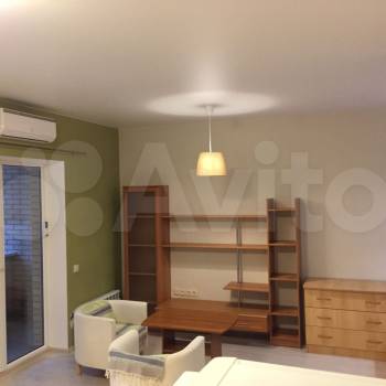 Сдается 1-комнатная квартира, 42 м²