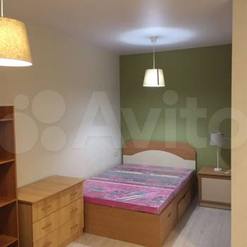 Сдается 1-комнатная квартира, 42 м²