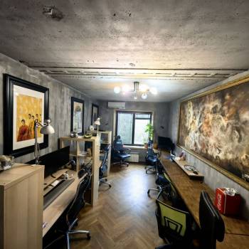Сдается Нежилое помещение, 300 м²