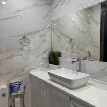 Сдается 2-х комнатная квартира, 64 м²