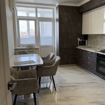 Сдается 2-х комнатная квартира, 64 м²
