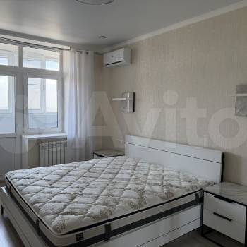 Сдается 2-х комнатная квартира, 64 м²