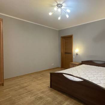 Сдается Многокомнатная квартира, 111 м²
