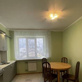 Сдается Многокомнатная квартира, 111 м²