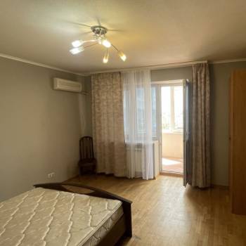 Сдается Многокомнатная квартира, 111 м²