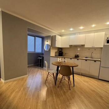 Сдается 1-комнатная квартира, 48 м²