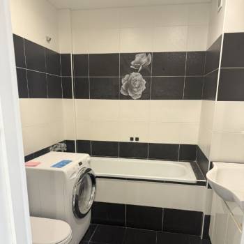 Продается 1-комнатная квартира, 38 м²