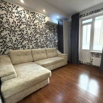 Продается 1-комнатная квартира, 28 м²