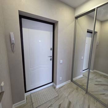 Продается 1-комнатная квартира, 39 м²