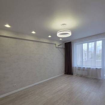 Продается 1-комнатная квартира, 39 м²