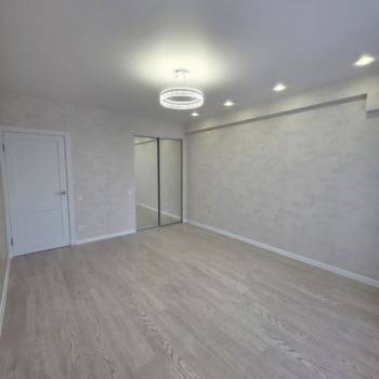 Продается 1-комнатная квартира, 39 м²
