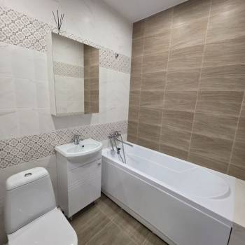 Продается 1-комнатная квартира, 39 м²
