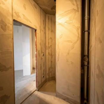 Продается 1-комнатная квартира, 42,4 м²