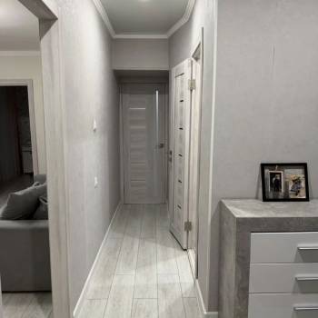 Продается 3-х комнатная квартира, 56,4 м²