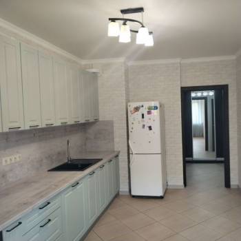 Сдается 2-х комнатная квартира, 61 м²