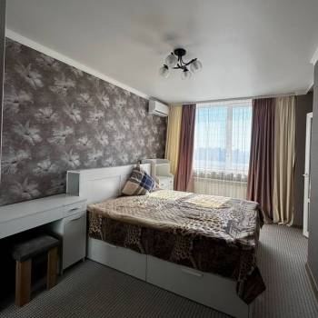Сдается 2-х комнатная квартира, 68 м²
