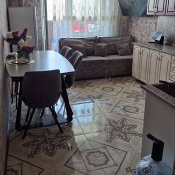 Продается 1-комнатная квартира, 47 м²